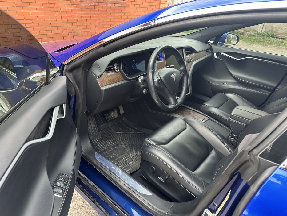 Автомобіль Tesla model s 2018р