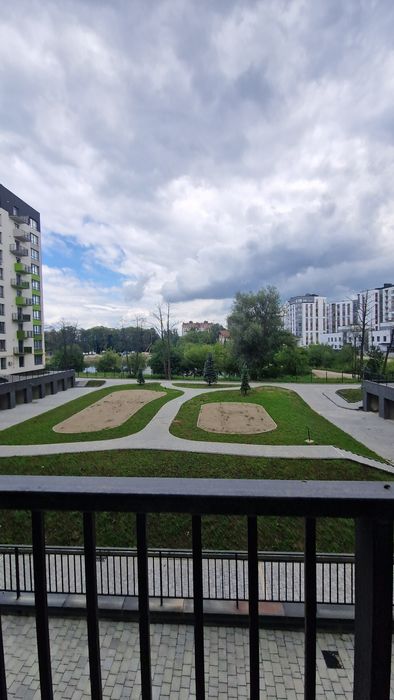 2 кімнатна з виглядом на озеро, 67м.кв,  4пов