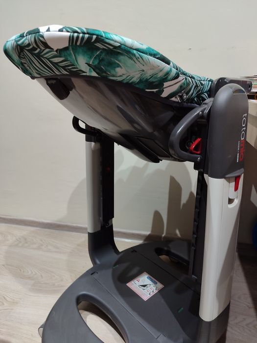 Krzesełko i leżaczek do karmienia Peg Perego tata mia