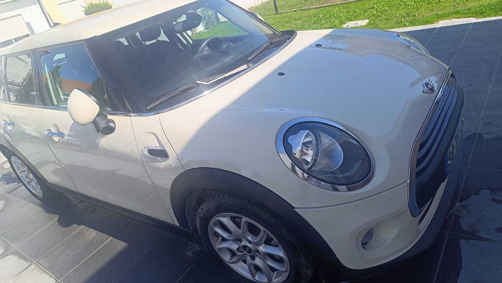 MINI One D 1.5 95cv (2017) – Nacional, Única Dona,  Assitido na marca