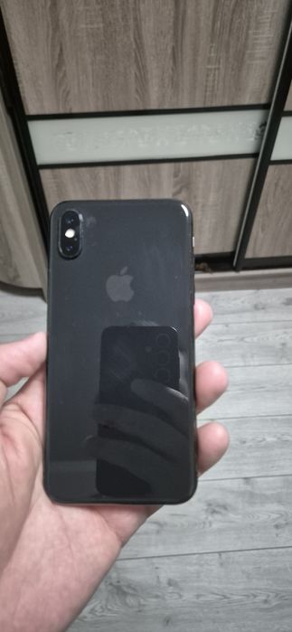 Продам Iphone X 64
