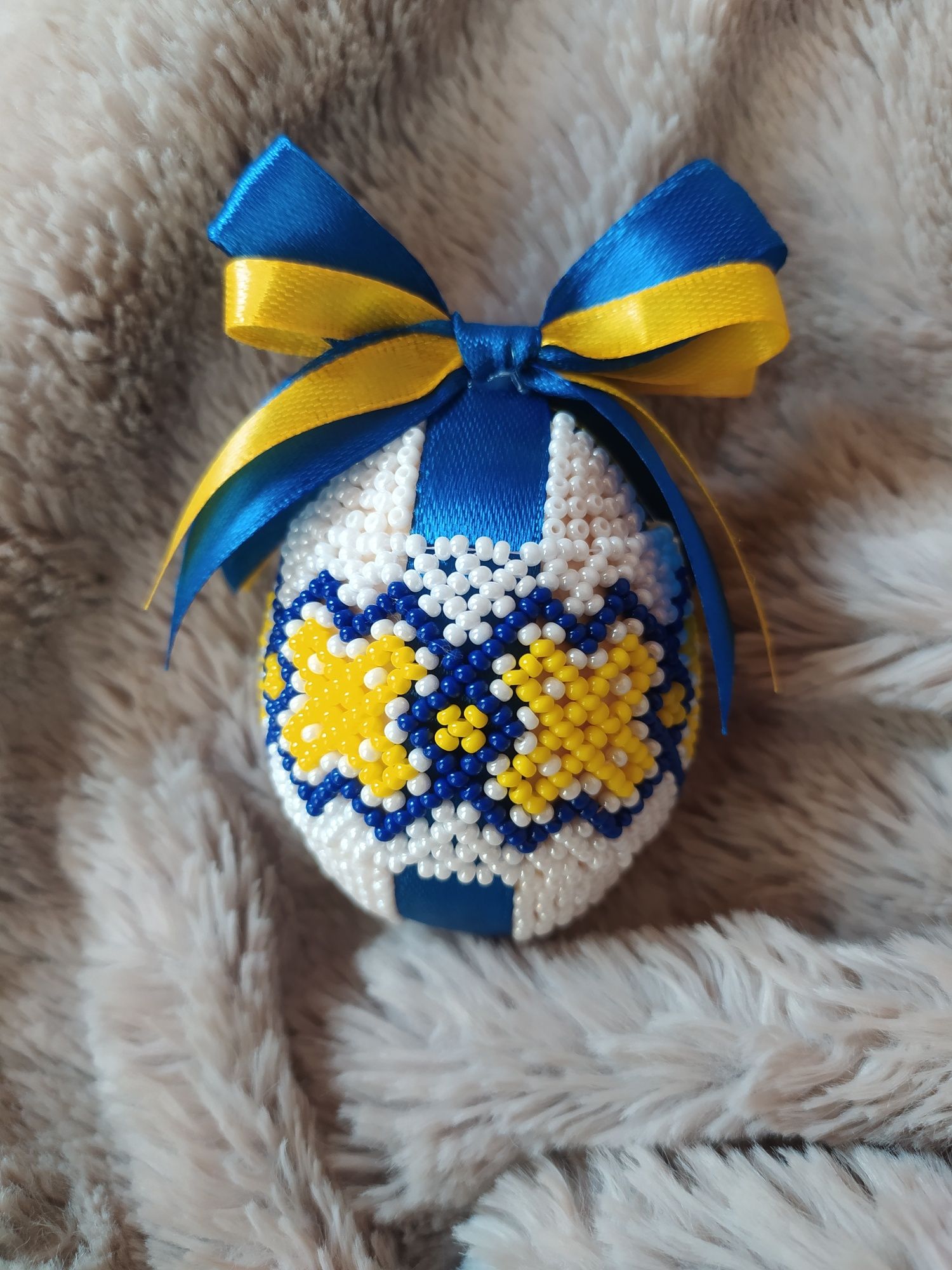Писанки з бісеру