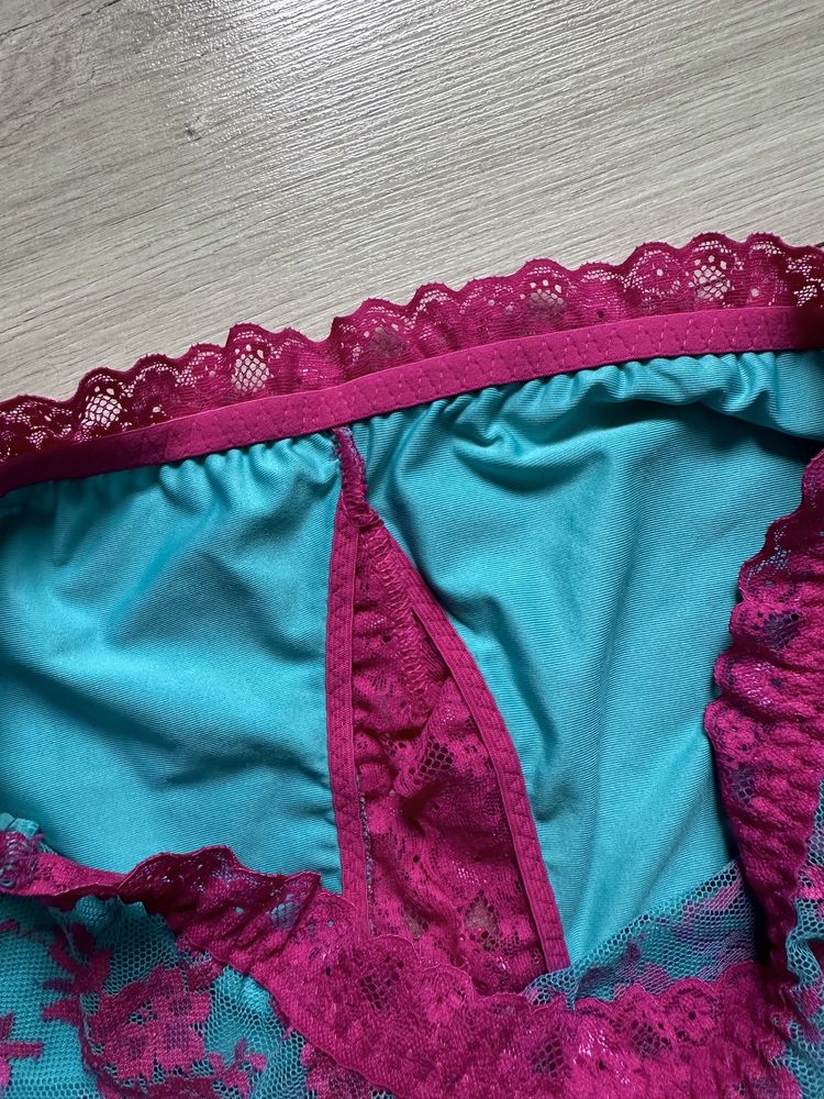 Нижнее белье кружевное боди с вырезами на груди спереди tezenis ориг