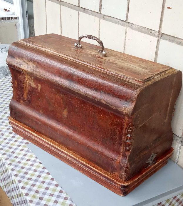 Швейная машинка ручная старинная немецкая