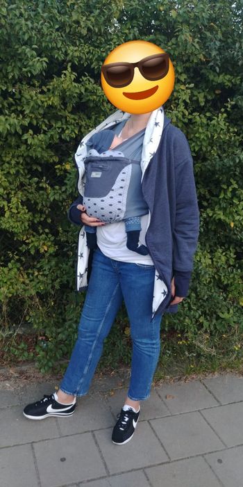 Bluza ciążowa do noszenia dziecka firmy FUN2BEMUM