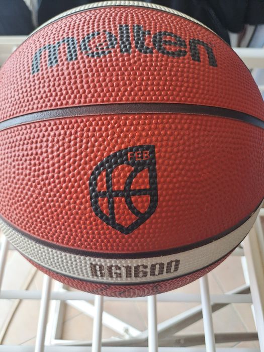 Bola Basquetebol Molten BG1600