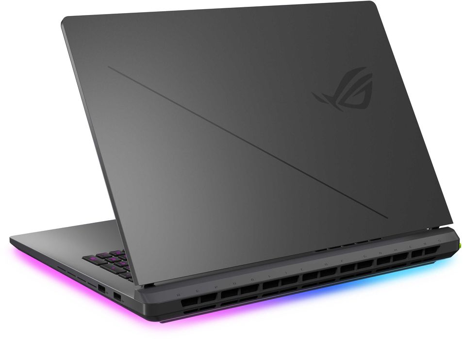 Asus ROG Strix G18 18 " Intel Core i9 13980HX 32 GB / 1000 GB RTX 4080