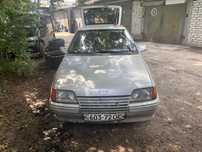 Opel kaddet e 1985