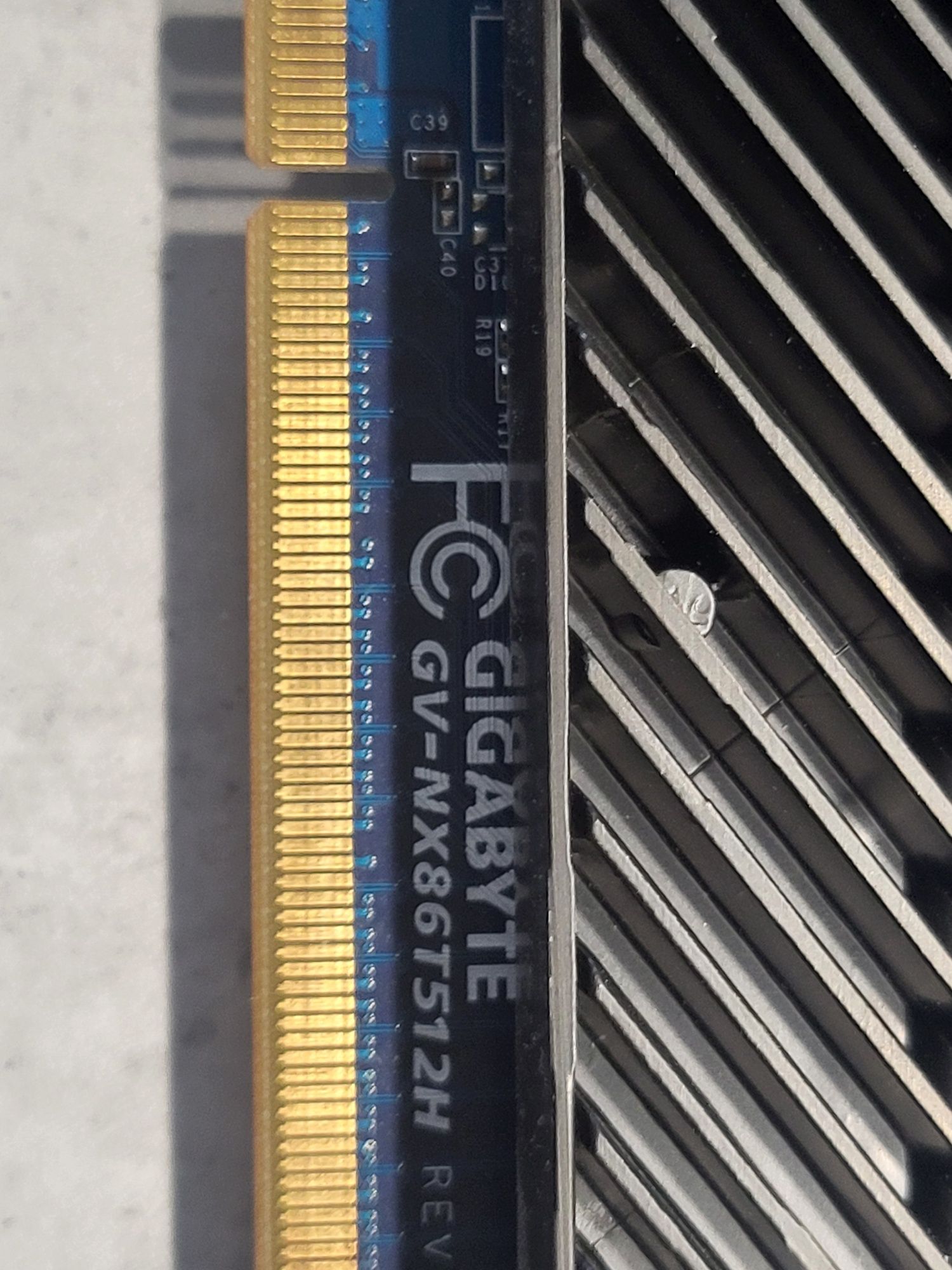 Karta graficzna Gigabyte 8600GT