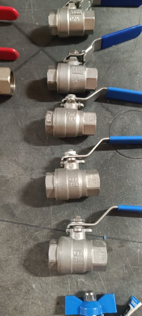 Torneira e válvulas esfera várias medidas, agua e ar comprimido