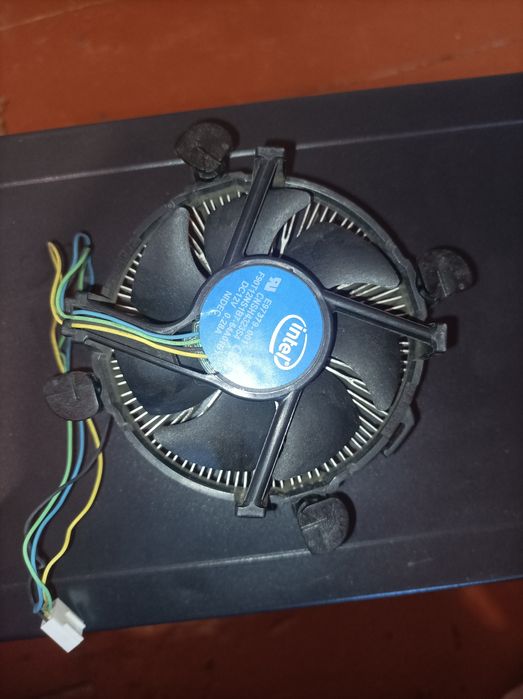 Різні комплектуючі до ПК