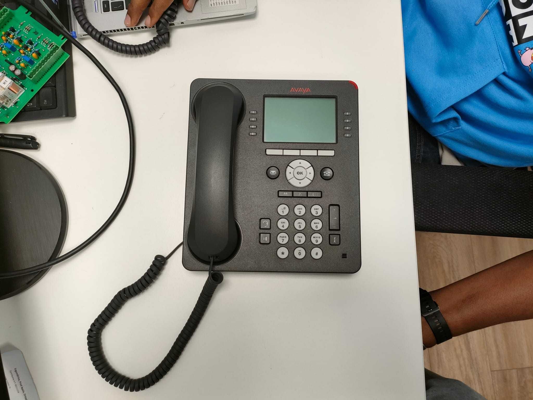 Telefones AVAYA ( 15 UNIDADES)