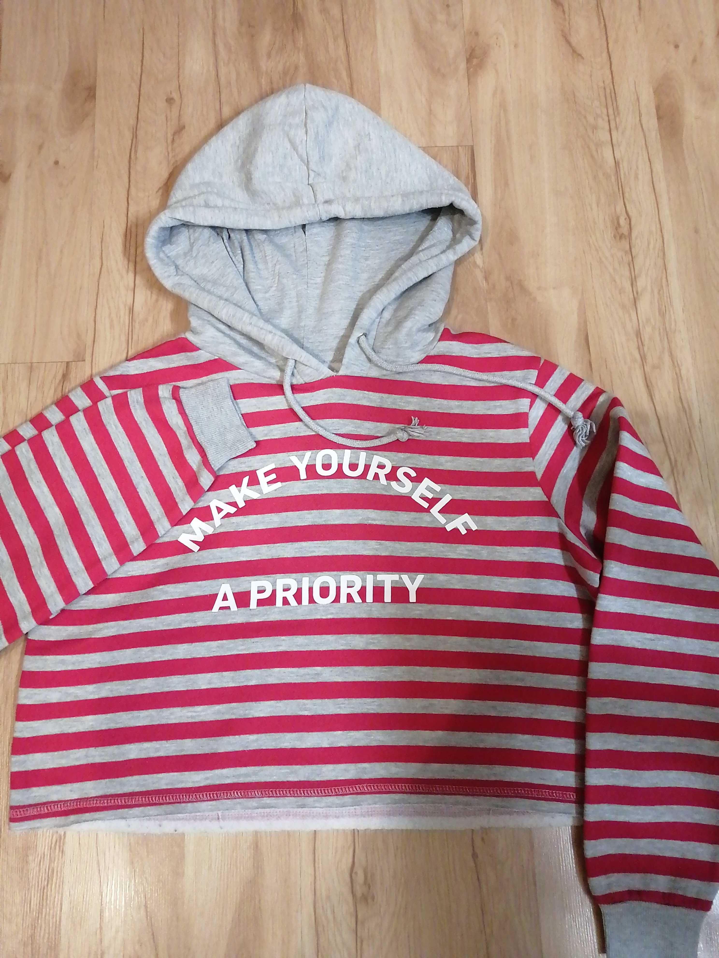 Bluza z kapturem Sinsay r. XS krótka