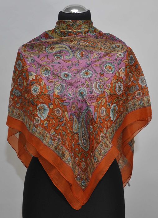 Chusta Apaszka Szal Szalik Damska Jedwabna Jedwab z Indii 102x98cm