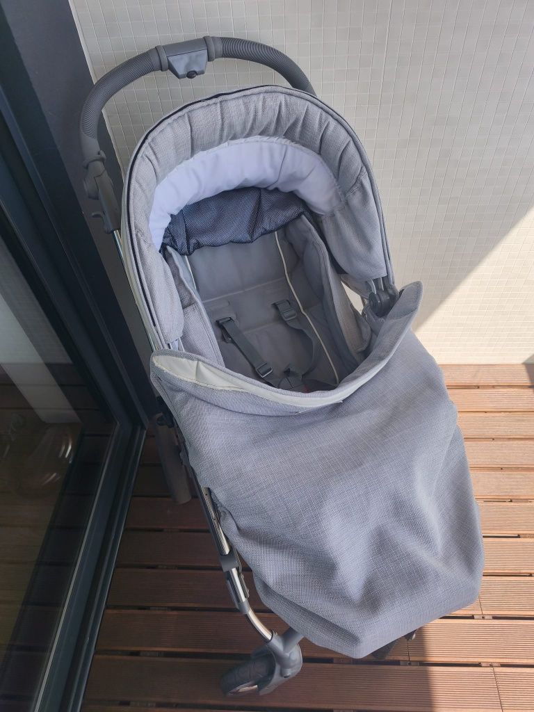 Conjunto Bebe Car IP-OP + 2 cadeiras auto Chicco até aos 10 anos.