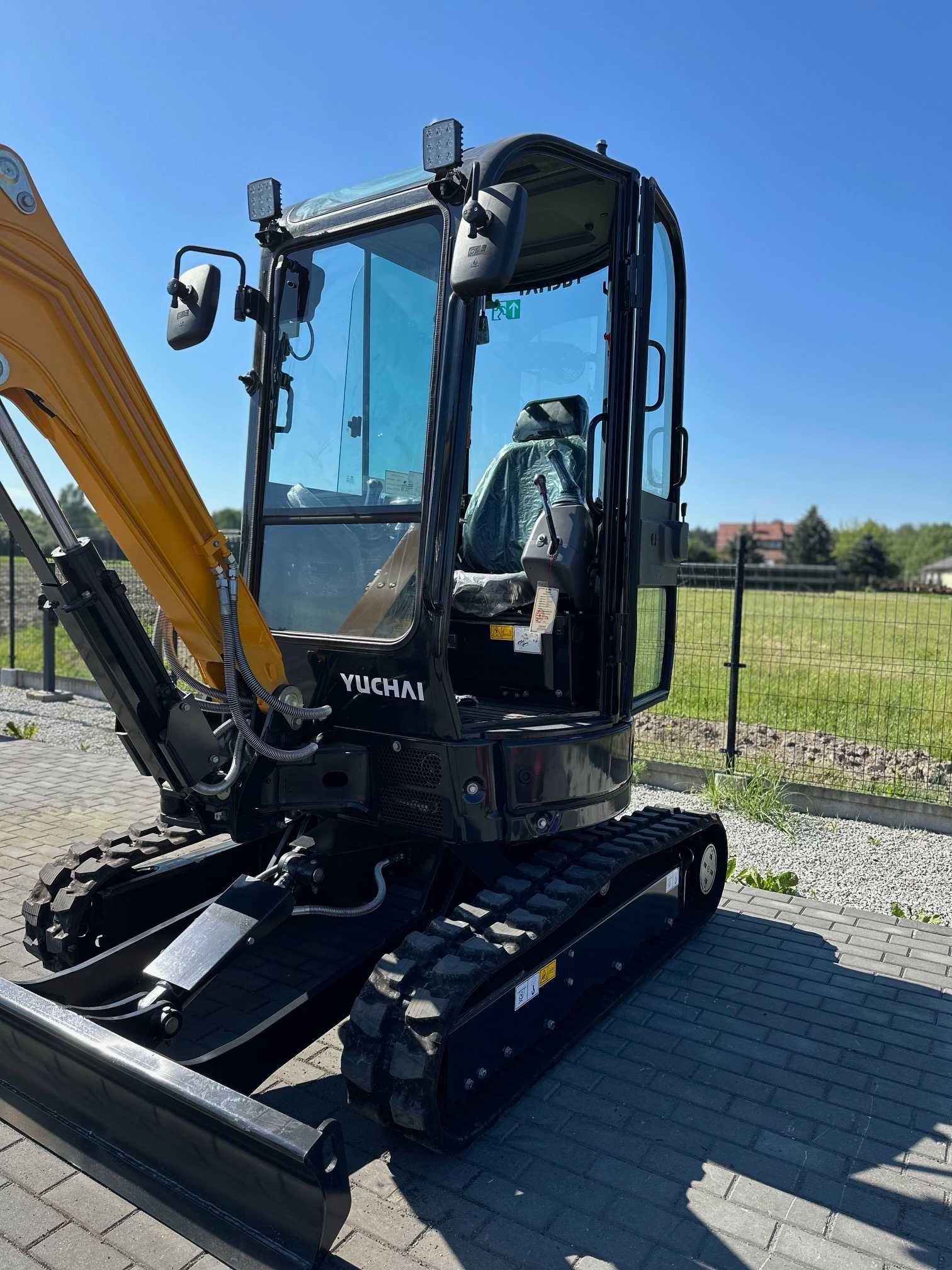 NEX Yuchai U27 nowa minikoparka Yanmar 3TNV80F 2,7t