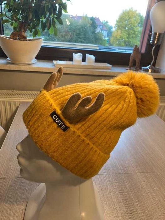 Czapka zimowa ciepła z rogami renifera