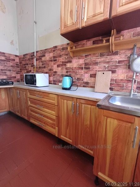 Оренда 2 кімн.кв вул Дорошенка біля Університету