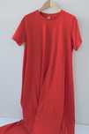 Arket Czerwona sukienka maxi oversize