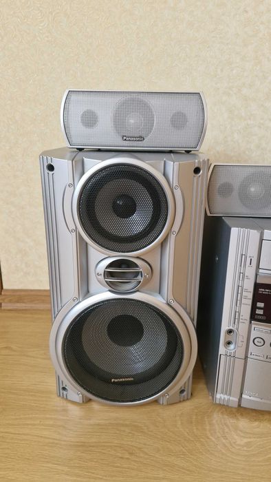 Panasonic SA-VK725D - музикальний центр - 5 колонок