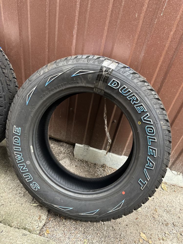 Шини DUREVOLE AT 225/65R17