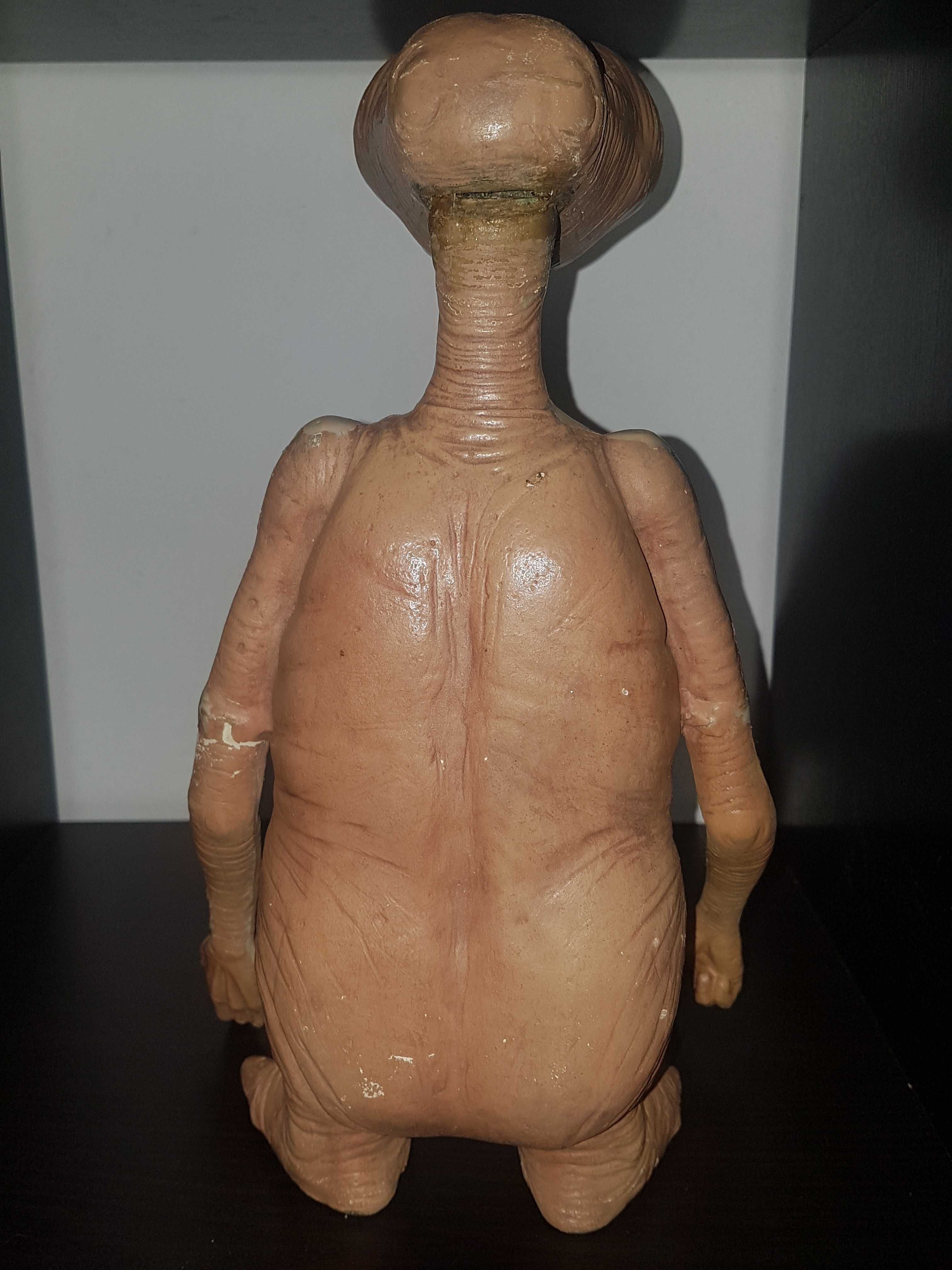 E.T. Boneco em Espuma by Neca