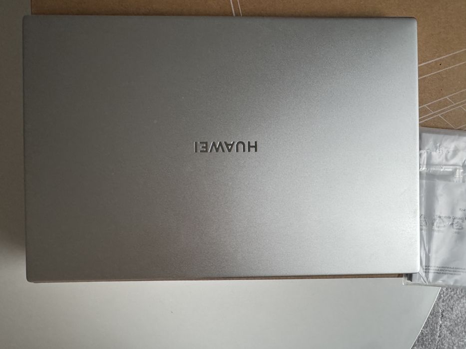 LAPTOP HUAWEI MateBook D14 NoteBook Intel i5-10210U 8GB RAM 256GB