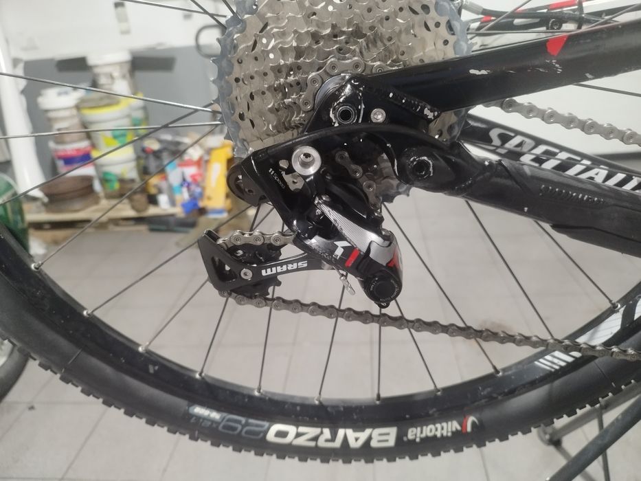 Bicicleta specialized carbono suspensão total