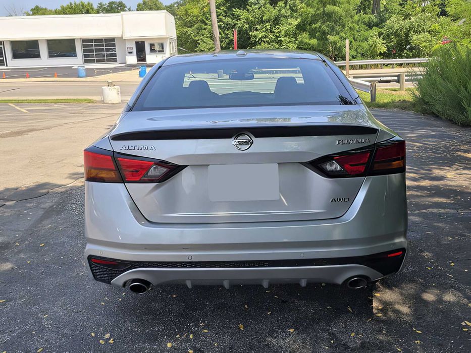 Nissan Altima      2019