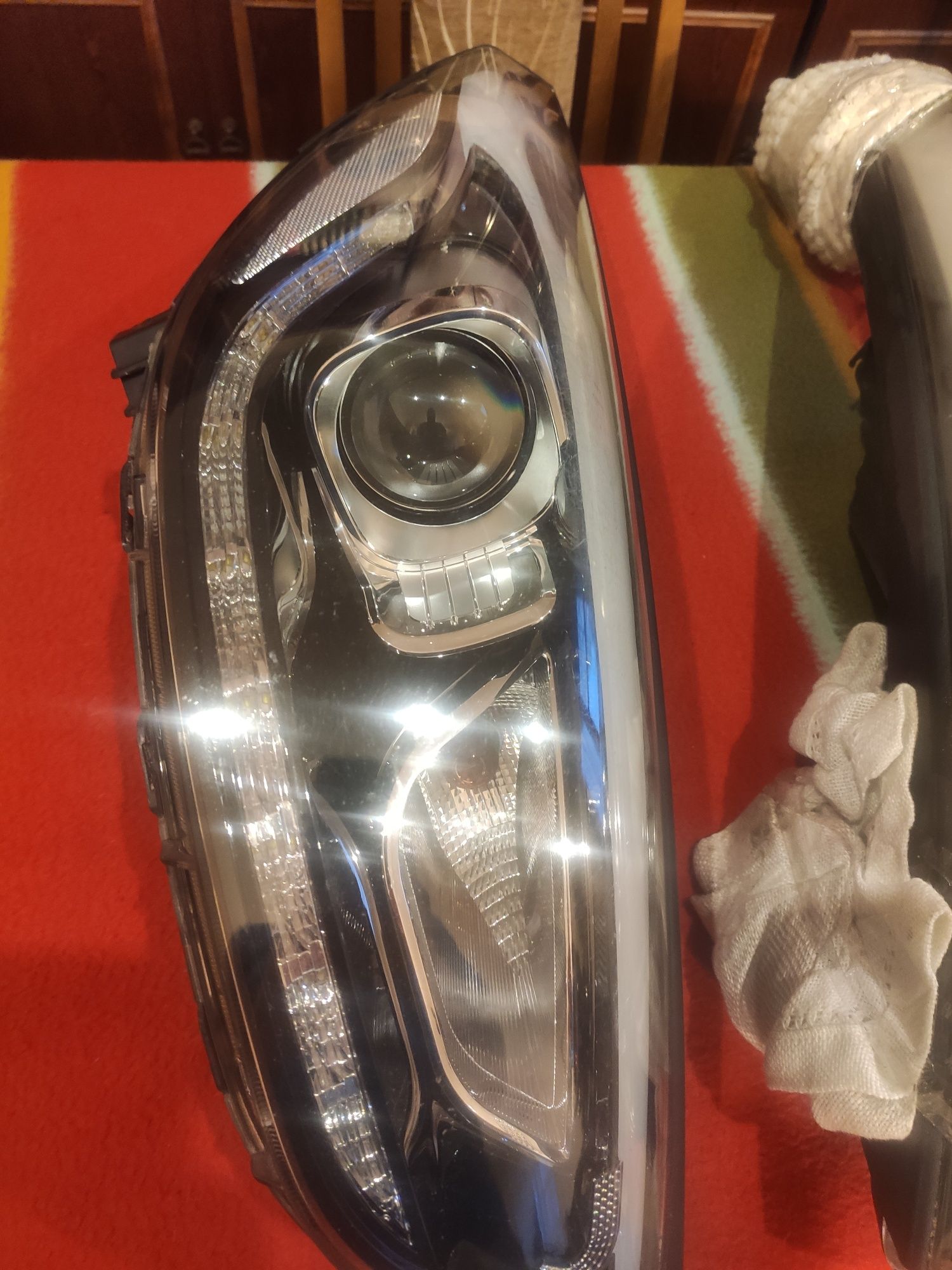 Reflektory Lampy Hyundai IX35 polift