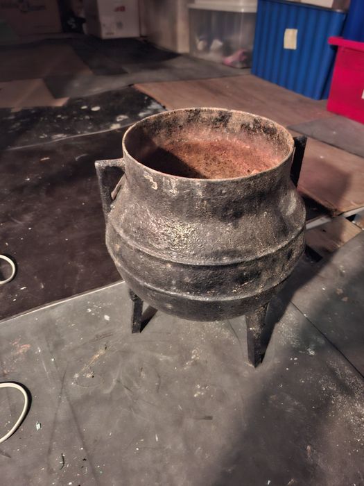 Panela de ferro sem testo