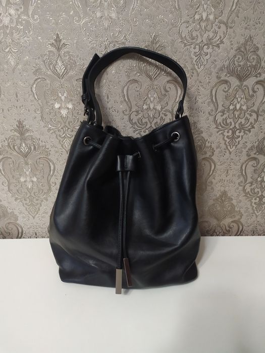 Стильна чорна жіноча сумка з екошкіри, женская сумочка