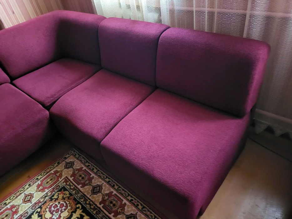 Кутовий диват і 2 крісла