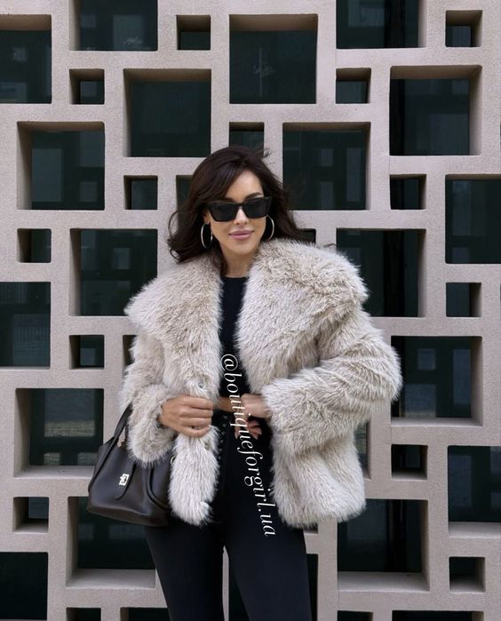 Шубка Стильна коротка шуба з мʼяким ворсом, 4 кольори