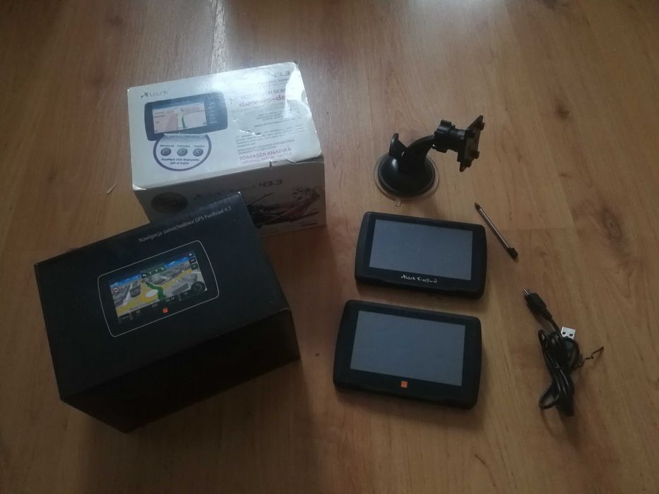 Navigacje Lark  2 szt