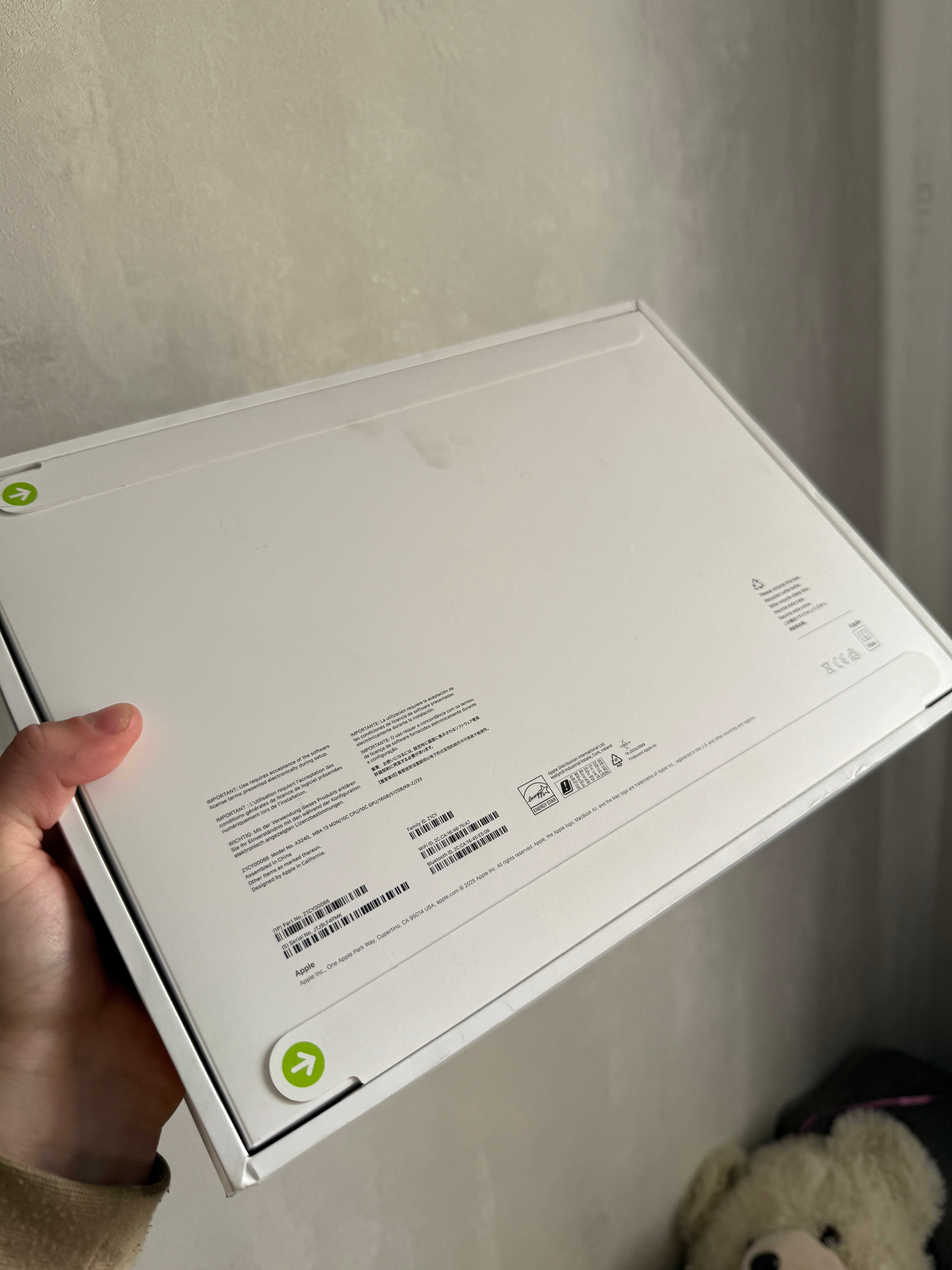 2025 MacBook Air  M4 16/512GB Midnight Новий Наявність A3240