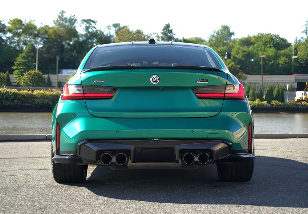 BMW M3 Competition      2023