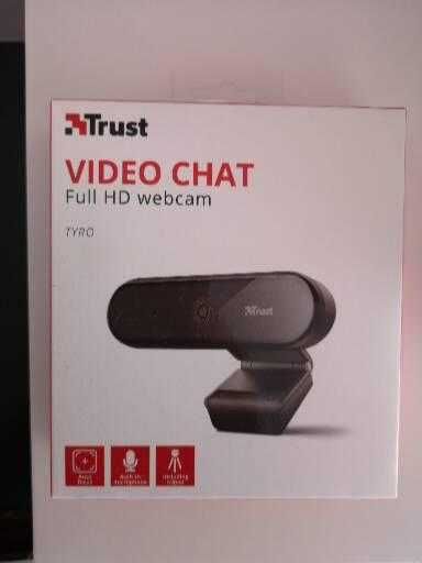 Webcam trust full HD com tripé nova e selada a preço único!