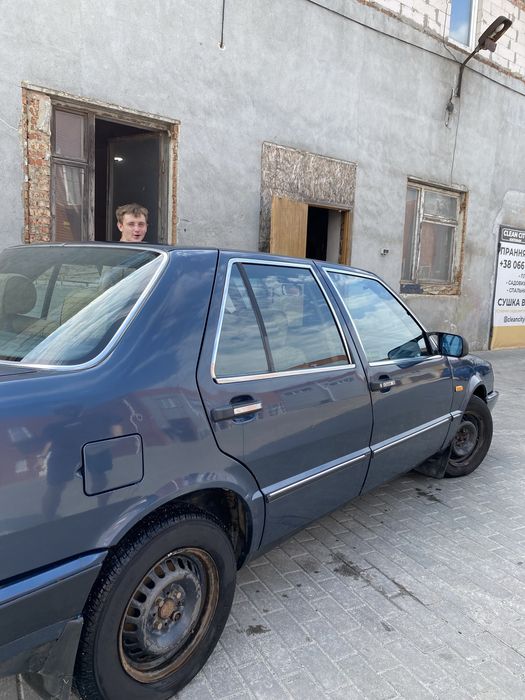 Авто Lancia Tema