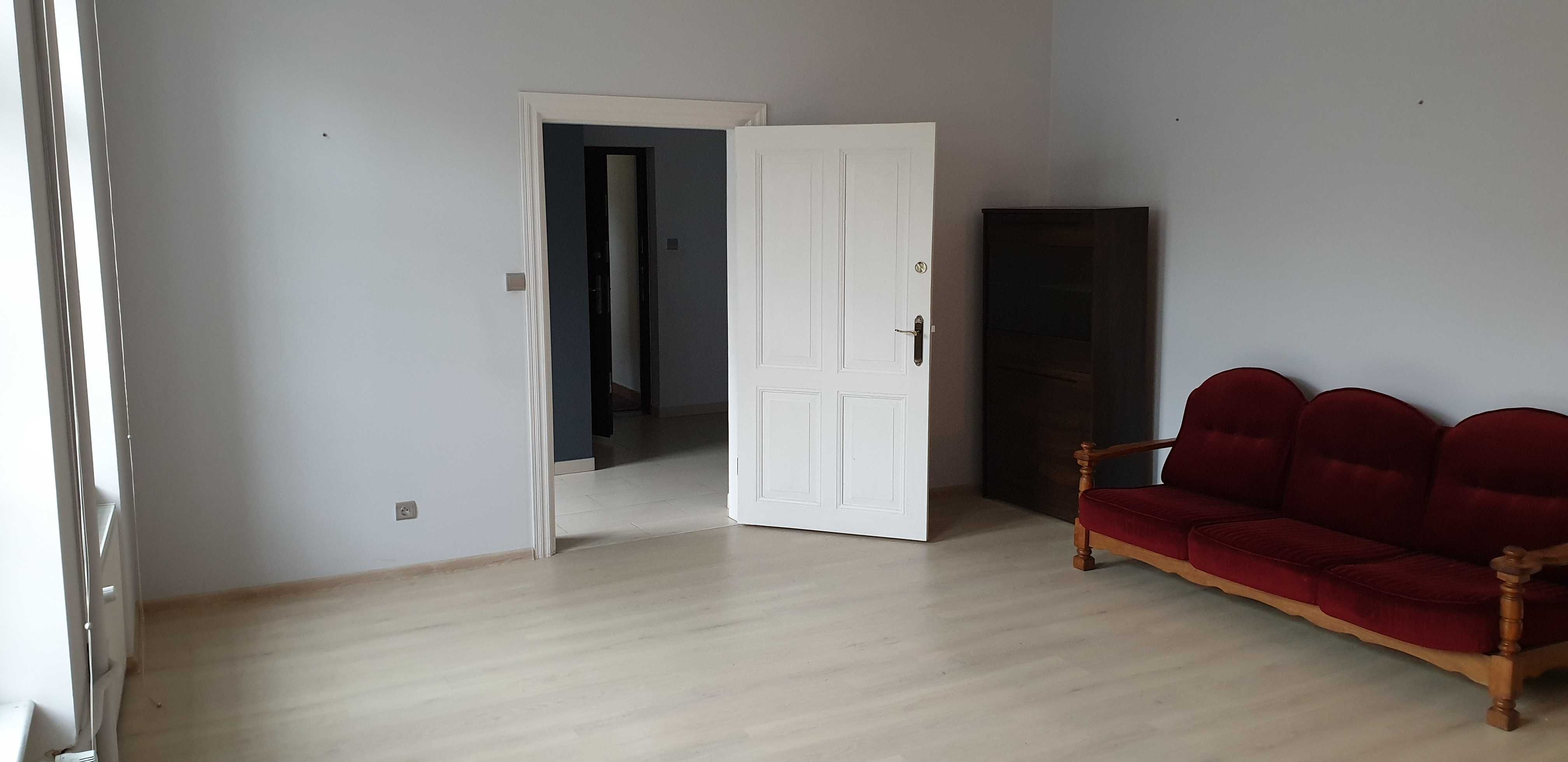 Lokal biurowy w atrakcyjnej lokalizacji Słupska ~ Armii Krajowej