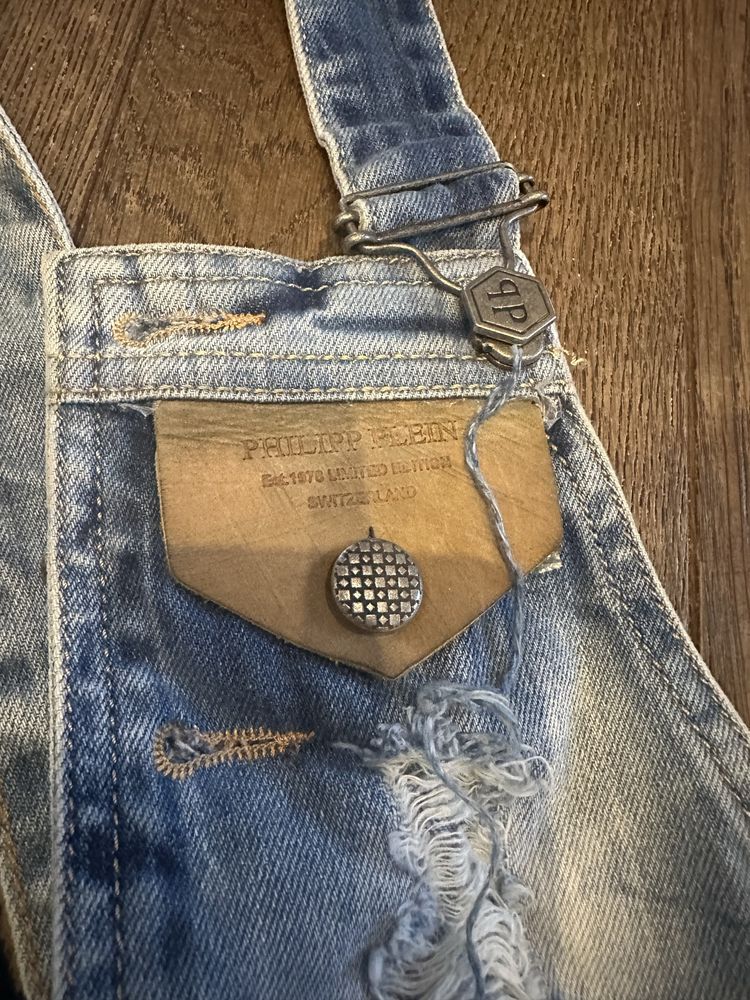Jeansowe ogrodniczki damskie w stylu vintage Philipp Plein