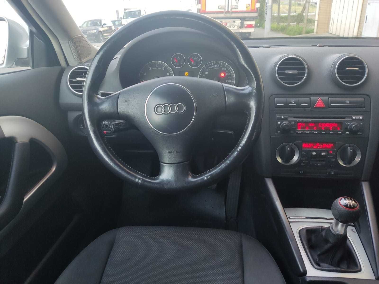 Audi A3 1.6 Sport 3P