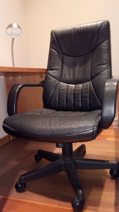 1 Cadeira de escritório