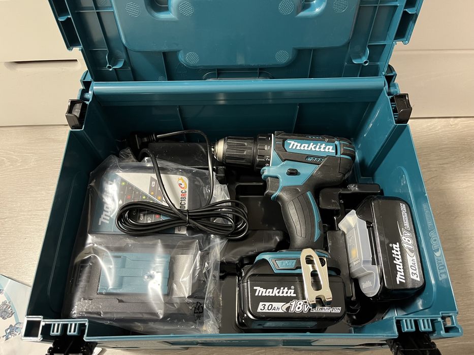 Акумуляторна дриль-шуруповерт Makita DDF482RFJ