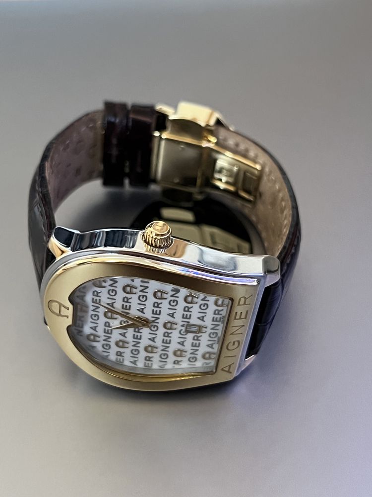 Часы Aigner Verona A48000