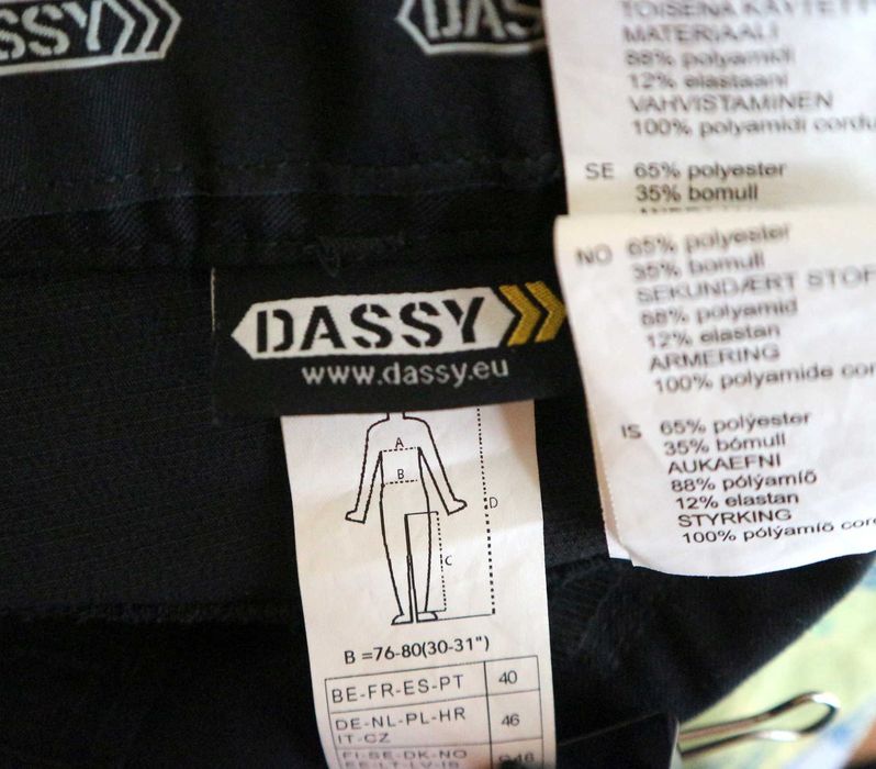 Dassy Trix hybrydowe spodenki robocze z wiszącymi kieszeniami S (46)