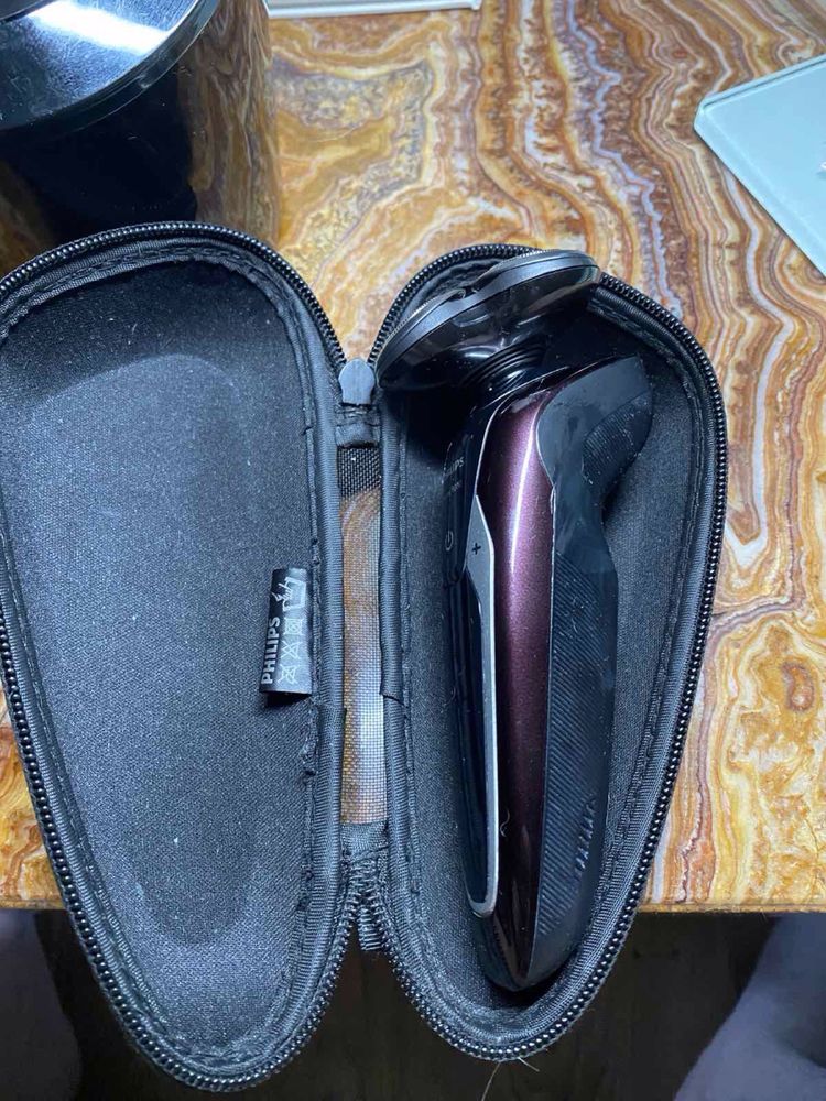 Philips Shaver series 9000 Электробритва для сухого и влажного бритья