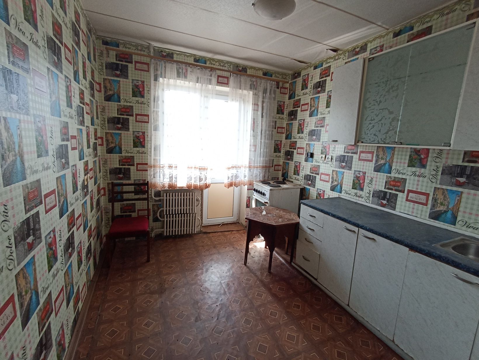 3к. Центр. Олександрівський р-н. 2 поверх.