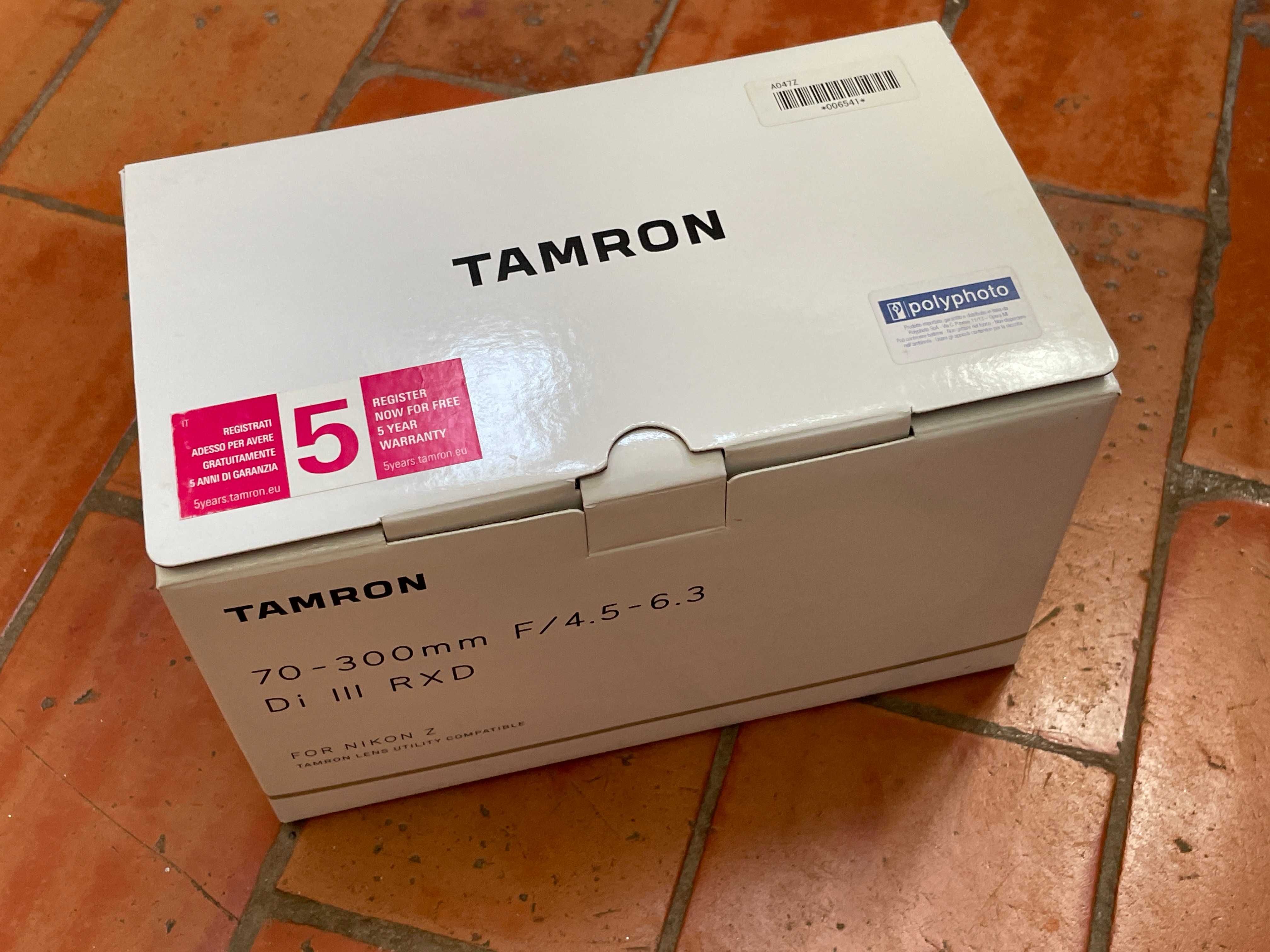TAMRON 70 - 300 mm F4.5 - 6.3 NIKON Z Mount DI III RXD Objetiva