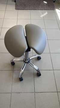 Ортопедичний стілець для майстрів